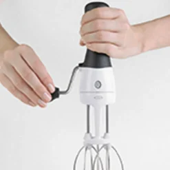 Oxo Pâtisserie*Batteur à œuf à manivelle