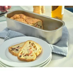 Patisse Pâtisserie*Moule à Cake en inox avec fond nid d'abeille 30 Cm