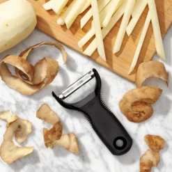 Oxo Coutellerie*Rasoir épluche-légumes