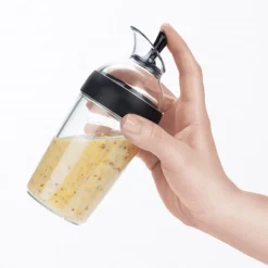 Oxo Préparation*Shaker à vinaigrette 236 ml noir